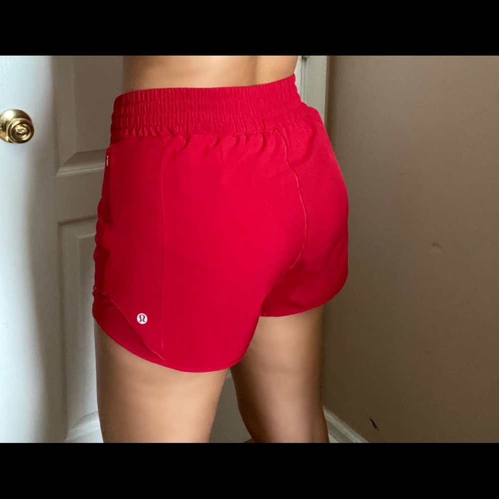 Lululemon Hotty Hot High Rise Shorts 4”